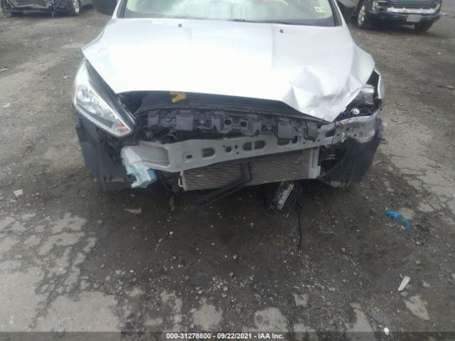 Photo 5 VIN: 1FADP3E23FL285640 - FORD FOCUS 