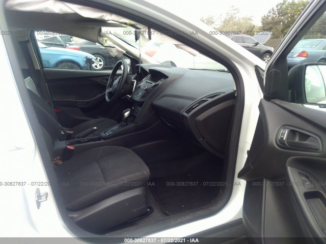 Photo 4 VIN: 1FADP3E23GL337091 - FORD FOCUS 