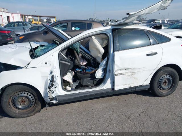 Photo 5 VIN: 1FADP3E23GL363075 - FORD FOCUS 