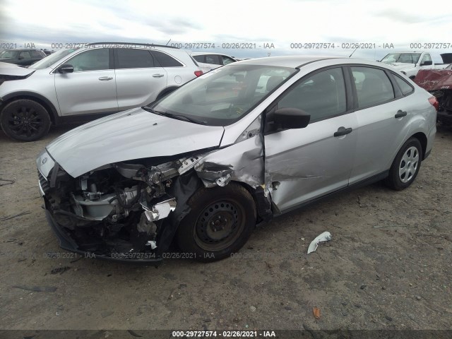 Photo 1 VIN: 1FADP3E23GL393242 - FORD FOCUS 