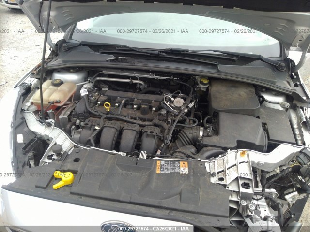 Photo 9 VIN: 1FADP3E23GL393242 - FORD FOCUS 