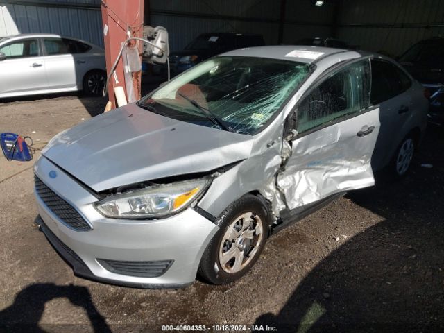 Photo 1 VIN: 1FADP3E23GL401906 - FORD FOCUS 