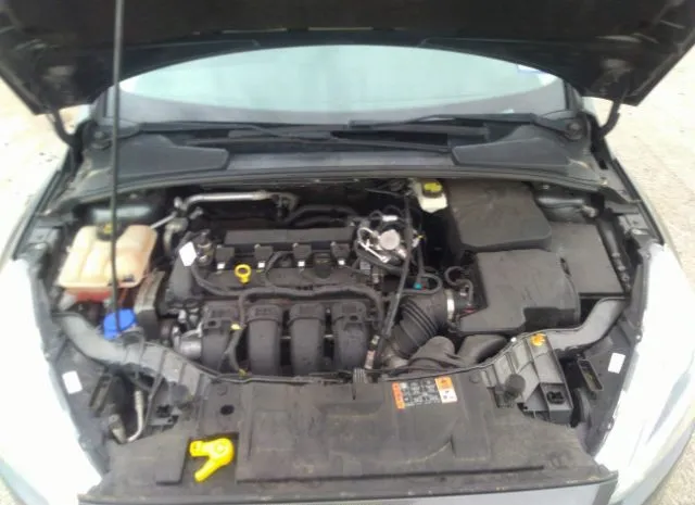 Photo 9 VIN: 1FADP3E23HL208415 - FORD FOCUS 