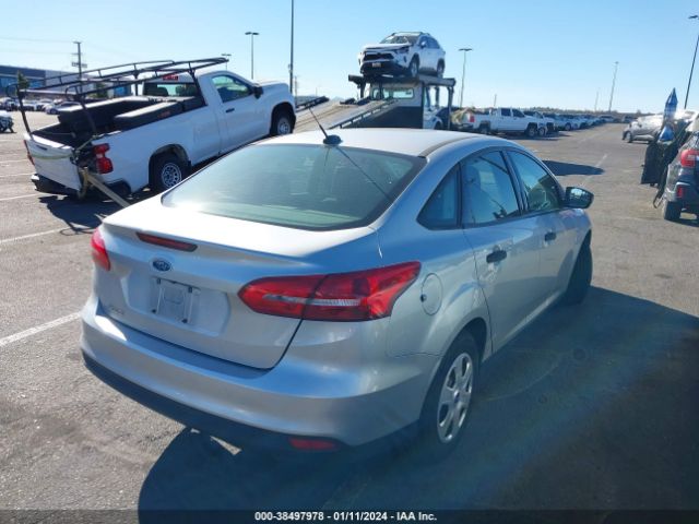 Photo 3 VIN: 1FADP3E23HL230480 - FORD FOCUS 