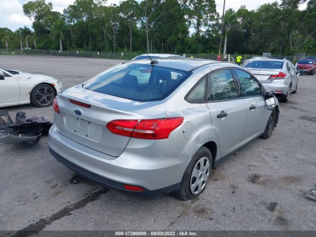 Photo 3 VIN: 1FADP3E23JL266692 - FORD FOCUS 