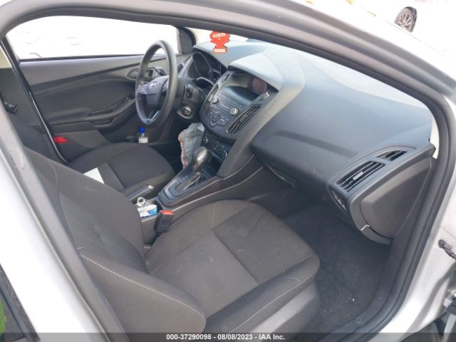 Photo 4 VIN: 1FADP3E23JL266692 - FORD FOCUS 