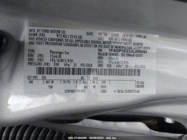 Photo 8 VIN: 1FADP3E23JL266692 - FORD FOCUS 