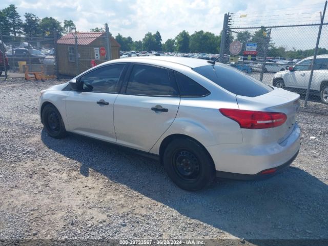 Photo 2 VIN: 1FADP3E23JL275246 - FORD FOCUS 