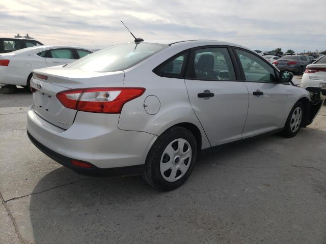 Photo 2 VIN: 1FADP3E24DL118782 - FORD FOCUS 