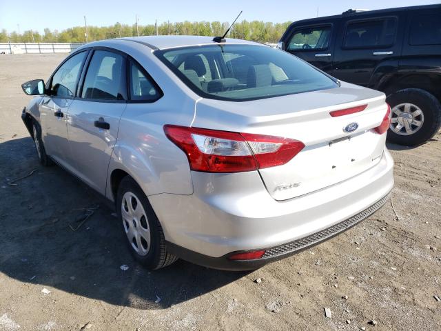 Photo 2 VIN: 1FADP3E24DL121424 - FORD FOCUS S 