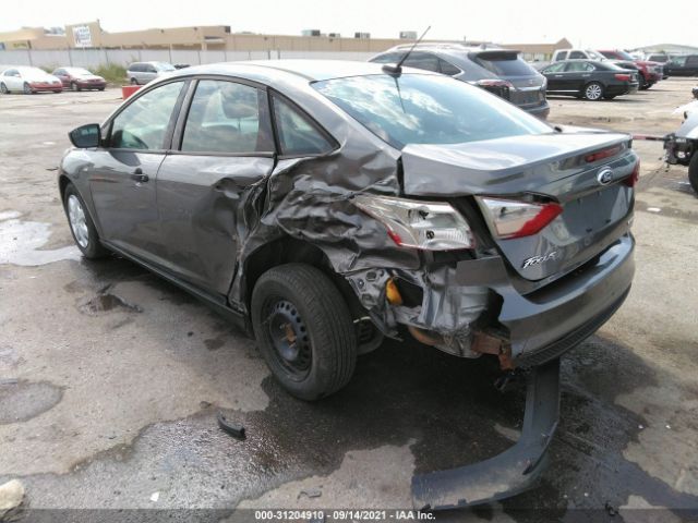 Photo 2 VIN: 1FADP3E24DL163706 - FORD FOCUS 