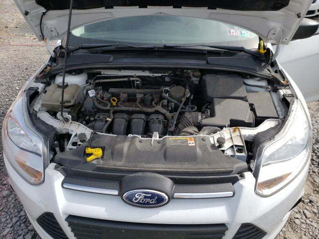 Photo 6 VIN: 1FADP3E24DL237173 - FORD FOCUS 