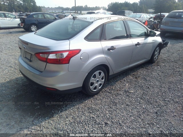 Photo 3 VIN: 1FADP3E24EL216678 - FORD FOCUS 