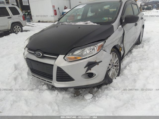 Photo 5 VIN: 1FADP3E24EL306557 - FORD FOCUS 