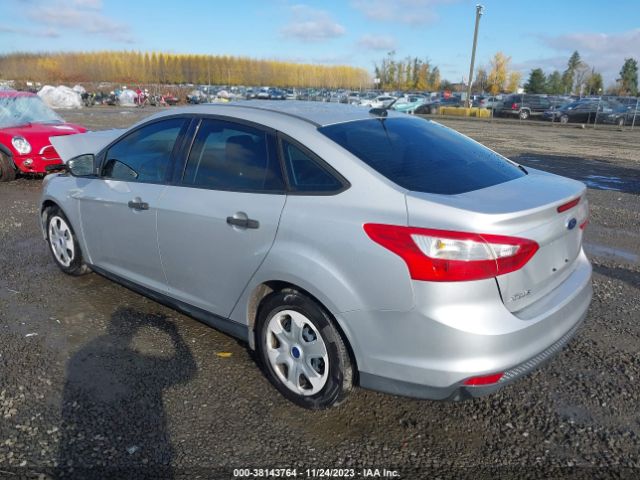 Photo 2 VIN: 1FADP3E24EL341390 - FORD FOCUS 