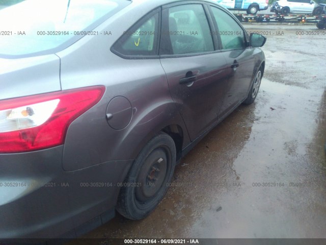 Photo 5 VIN: 1FADP3E24EL405055 - FORD FOCUS 