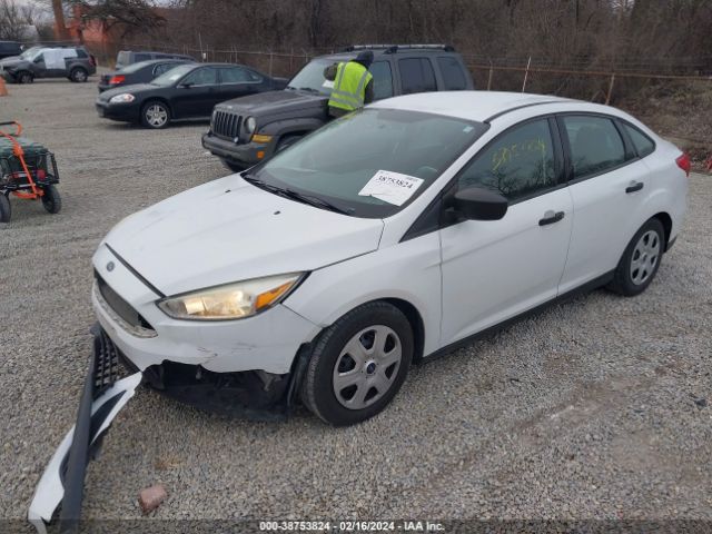 Photo 1 VIN: 1FADP3E24FL276543 - FORD FOCUS 