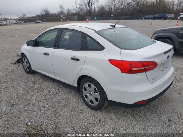 Photo 2 VIN: 1FADP3E24FL276543 - FORD FOCUS 