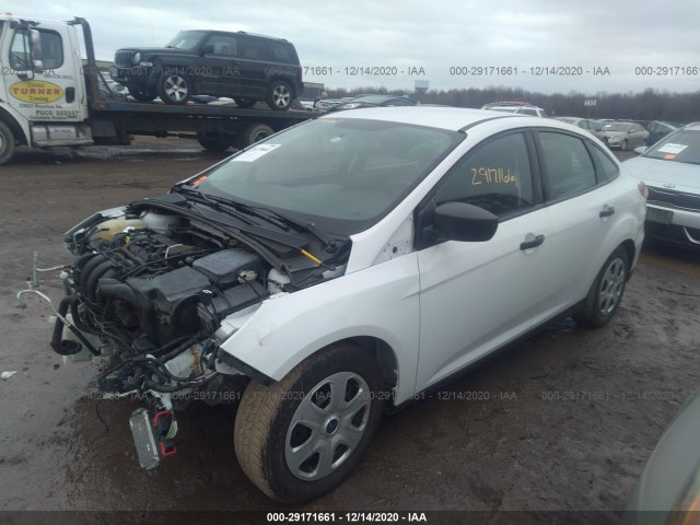 Photo 1 VIN: 1FADP3E24FL376139 - FORD FOCUS 