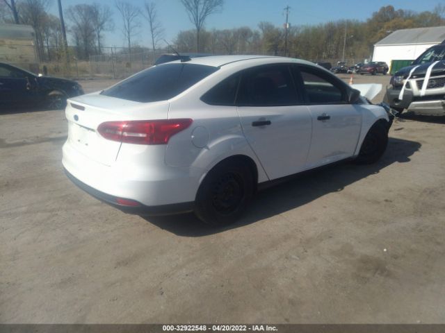 Photo 3 VIN: 1FADP3E24GL311048 - FORD FOCUS 