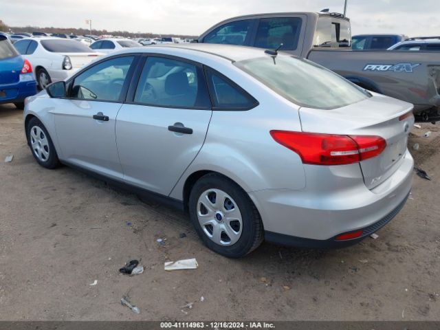 Photo 2 VIN: 1FADP3E24GL344101 - FORD FOCUS 