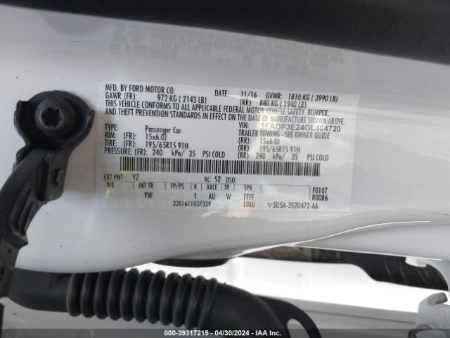 Photo 8 VIN: 1FADP3E24GL404720 - FORD FOCUS 