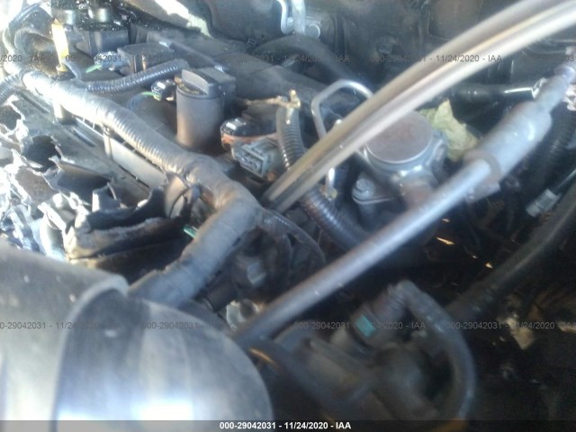 Photo 9 VIN: 1FADP3E24HL323119 - FORD FOCUS 