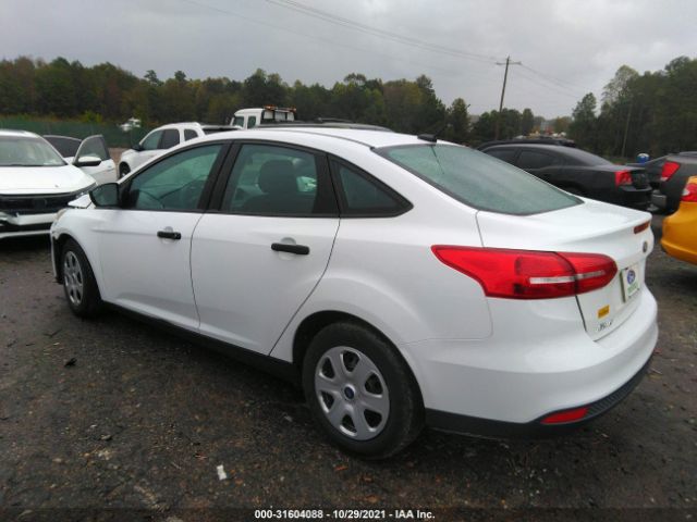 Photo 2 VIN: 1FADP3E24JL297451 - FORD FOCUS 