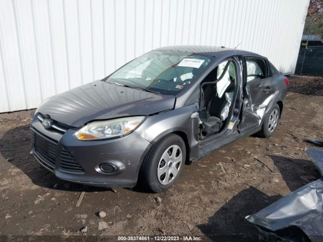 Photo 1 VIN: 1FADP3E25DL283255 - FORD FOCUS 