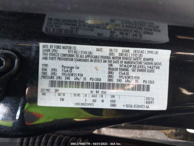 Photo 8 VIN: 1FADP3E25EL142798 - FORD FOCUS 