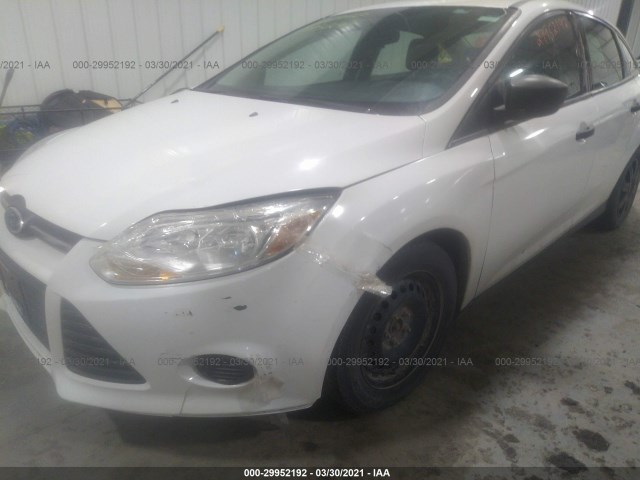 Photo 5 VIN: 1FADP3E25EL208797 - FORD FOCUS 