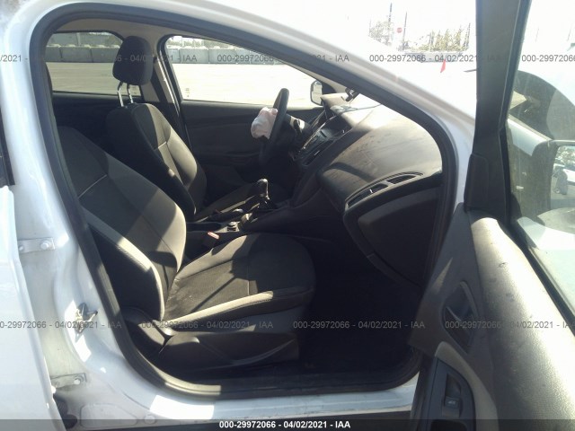 Photo 4 VIN: 1FADP3E25EL287131 - FORD FOCUS 