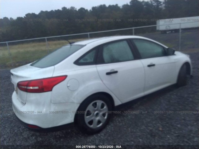 Photo 3 VIN: 1FADP3E25FL267687 - FORD FOCUS 