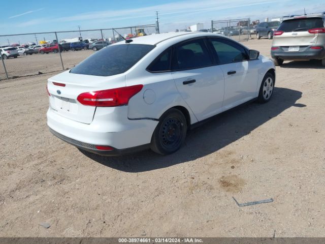 Photo 3 VIN: 1FADP3E25FL347992 - FORD FOCUS 