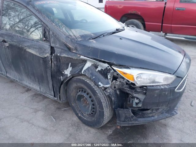 Photo 5 VIN: 1FADP3E25GL242693 - FORD FOCUS 