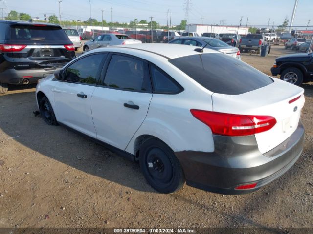 Photo 2 VIN: 1FADP3E25GL251524 - FORD FOCUS 