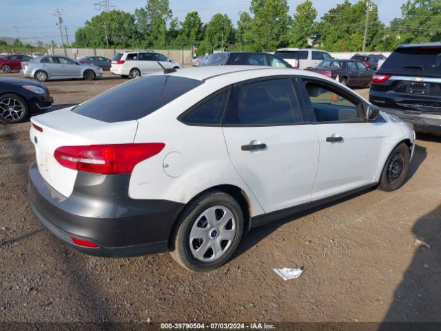 Photo 3 VIN: 1FADP3E25GL251524 - FORD FOCUS 