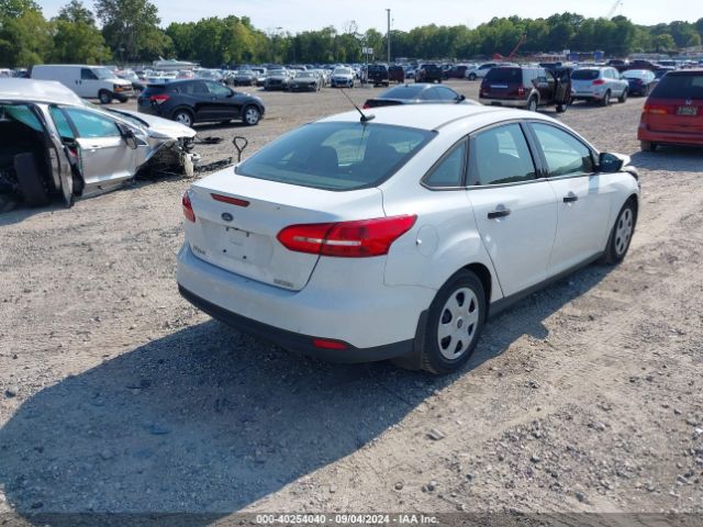 Photo 3 VIN: 1FADP3E25GL262636 - FORD FOCUS 