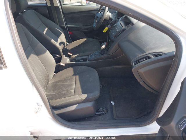 Photo 4 VIN: 1FADP3E25GL262636 - FORD FOCUS 