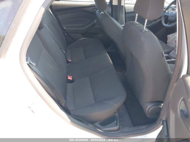 Photo 7 VIN: 1FADP3E25GL262636 - FORD FOCUS 