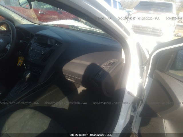 Photo 4 VIN: 1FADP3E25GL374255 - FORD FOCUS 