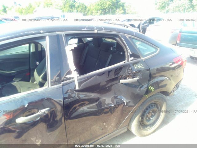 Photo 5 VIN: 1FADP3E25JL216909 - FORD FOCUS 