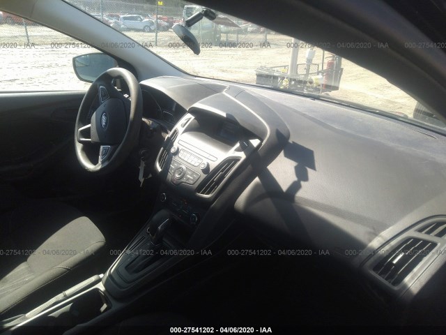 Photo 4 VIN: 1FADP3E25JL274325 - FORD FOCUS 