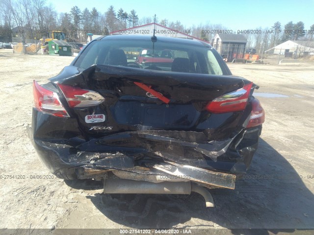 Photo 5 VIN: 1FADP3E25JL274325 - FORD FOCUS 