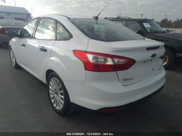 Photo 2 VIN: 1FADP3E26DL118573 - FORD FOCUS 