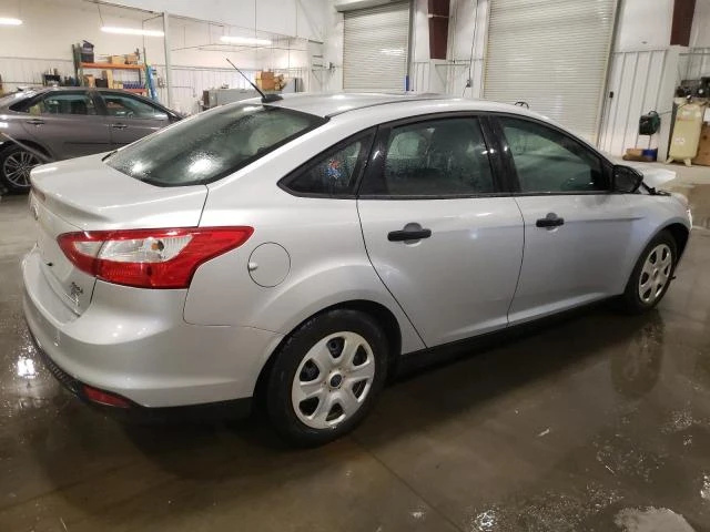 Photo 2 VIN: 1FADP3E26DL226868 - FORD FOCUS S 