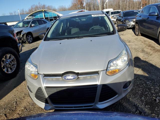 Photo 4 VIN: 1FADP3E26DL272278 - FORD FOCUS 