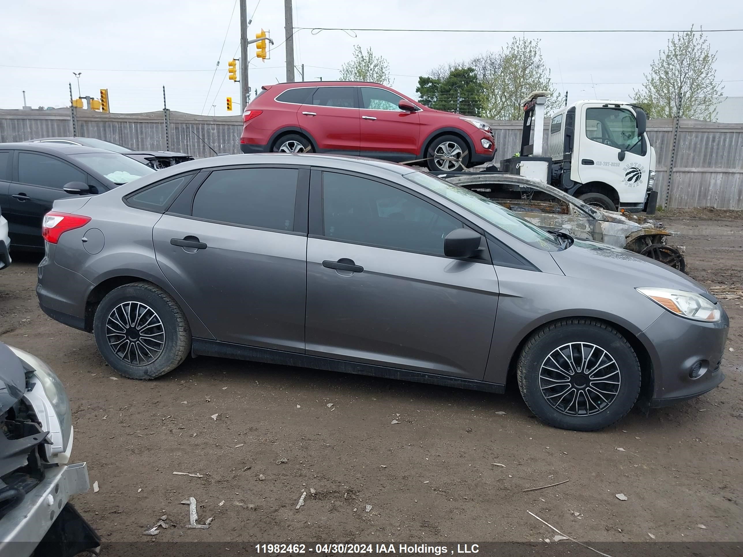 Photo 12 VIN: 1FADP3E26DL365219 - FORD FOCUS 