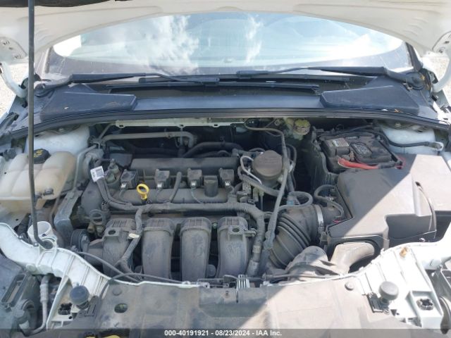 Photo 9 VIN: 1FADP3E26GL245053 - FORD FOCUS 