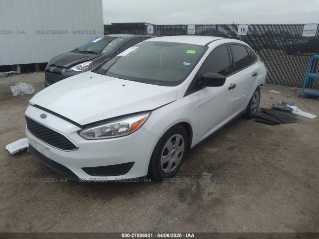 Photo 1 VIN: 1FADP3E26GL262385 - FORD FOCUS 